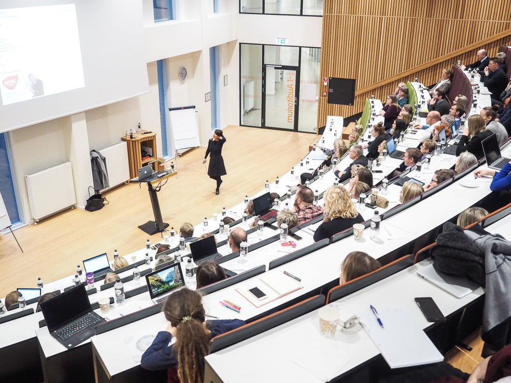 Få adgang til den nyeste viden