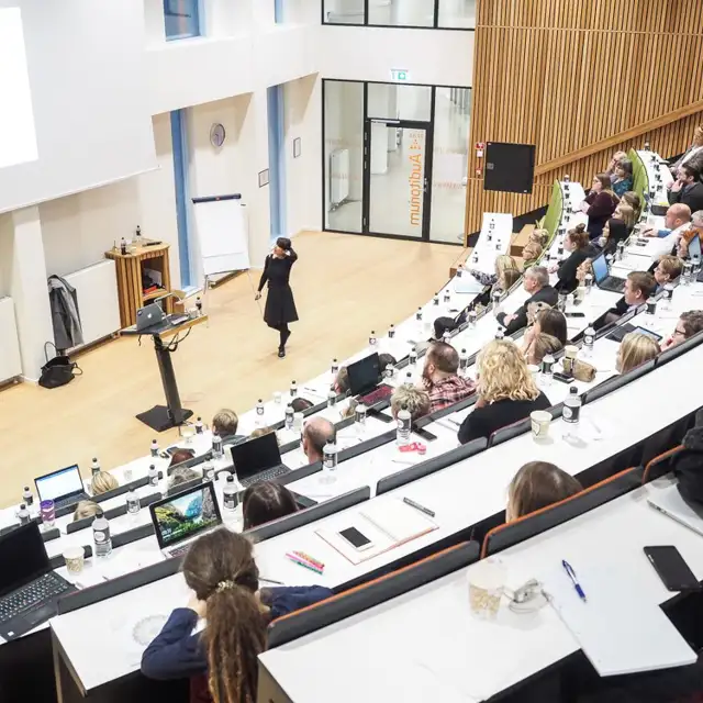 Få adgang til den nyeste viden